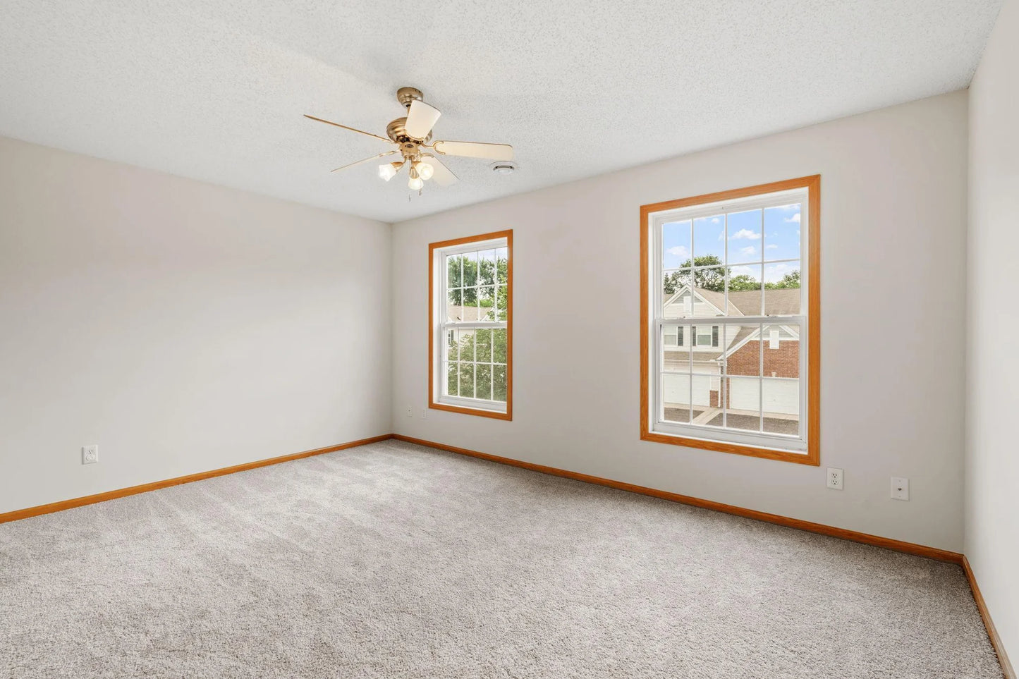 5423 Elm Grove Avenue, New Hope, MN 55428