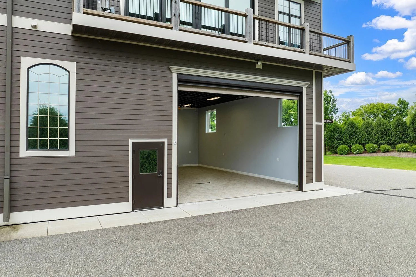 1760 Motorplex Court, Chanhassen, MN 55317