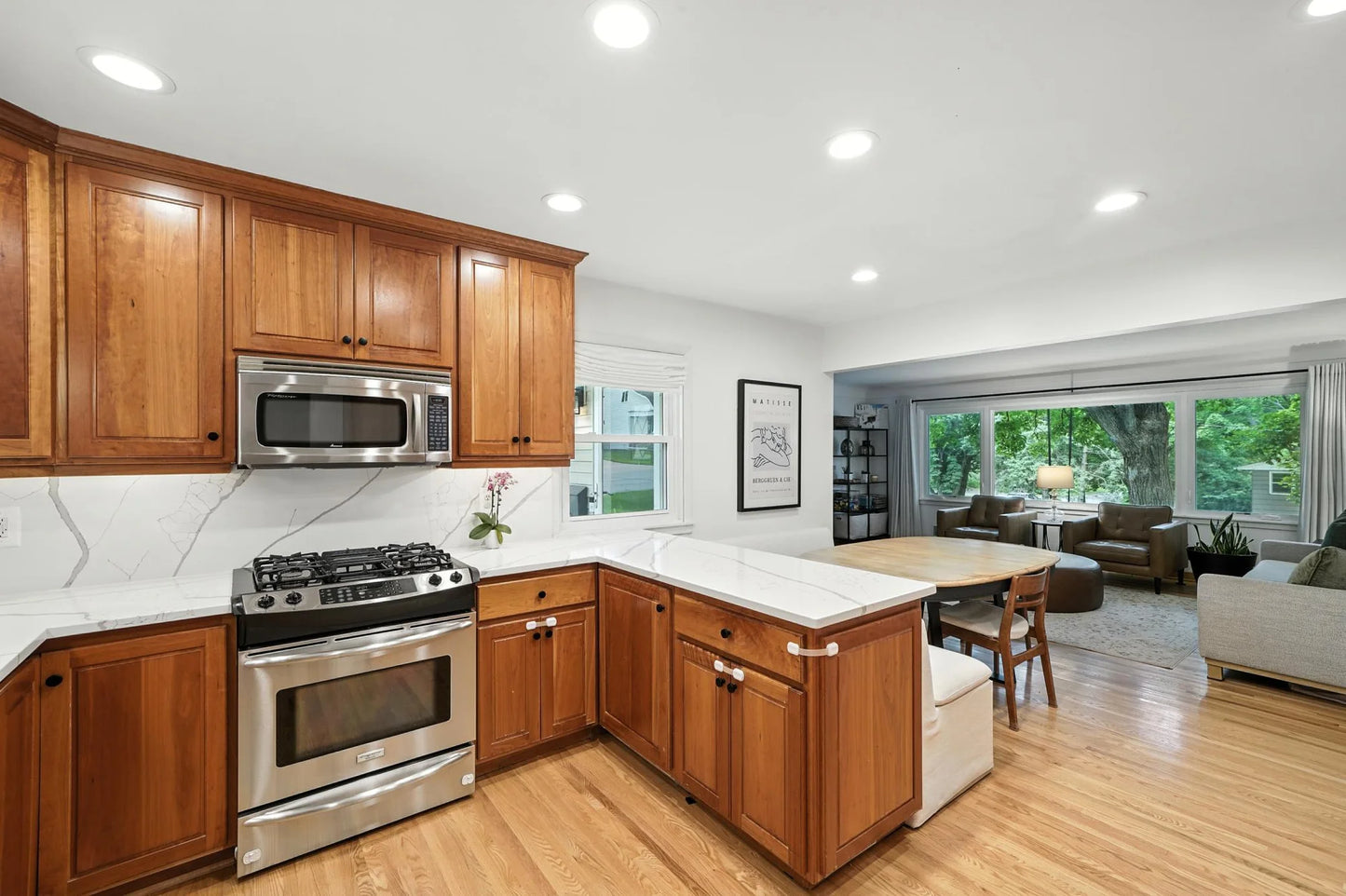 607 Gardner Street, Wayzata, MN 55391