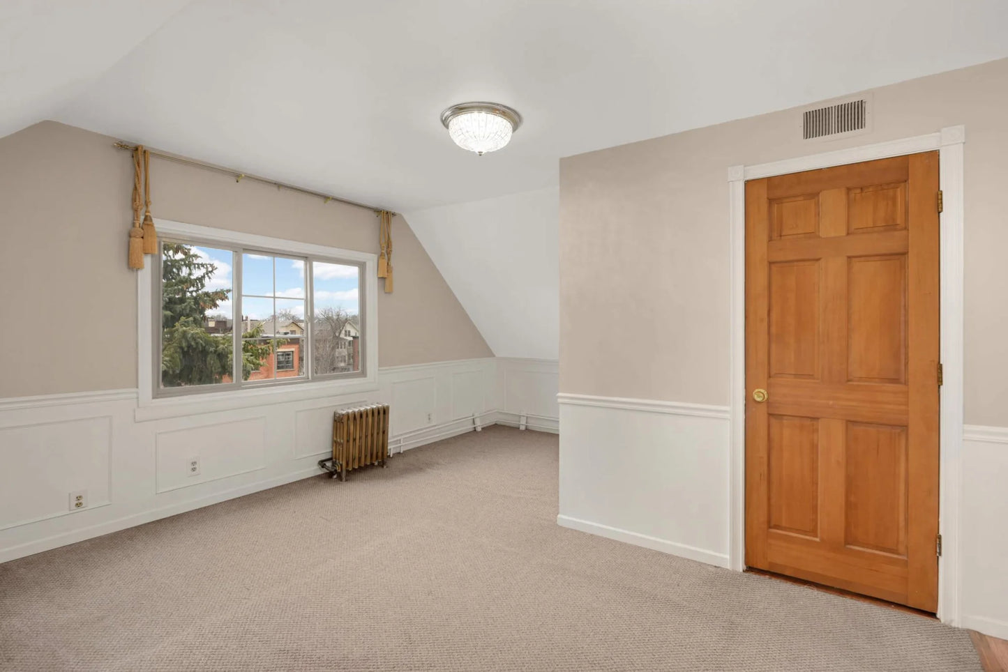 2507 Lyndale Avenue, Minneapolis, MN 55405
