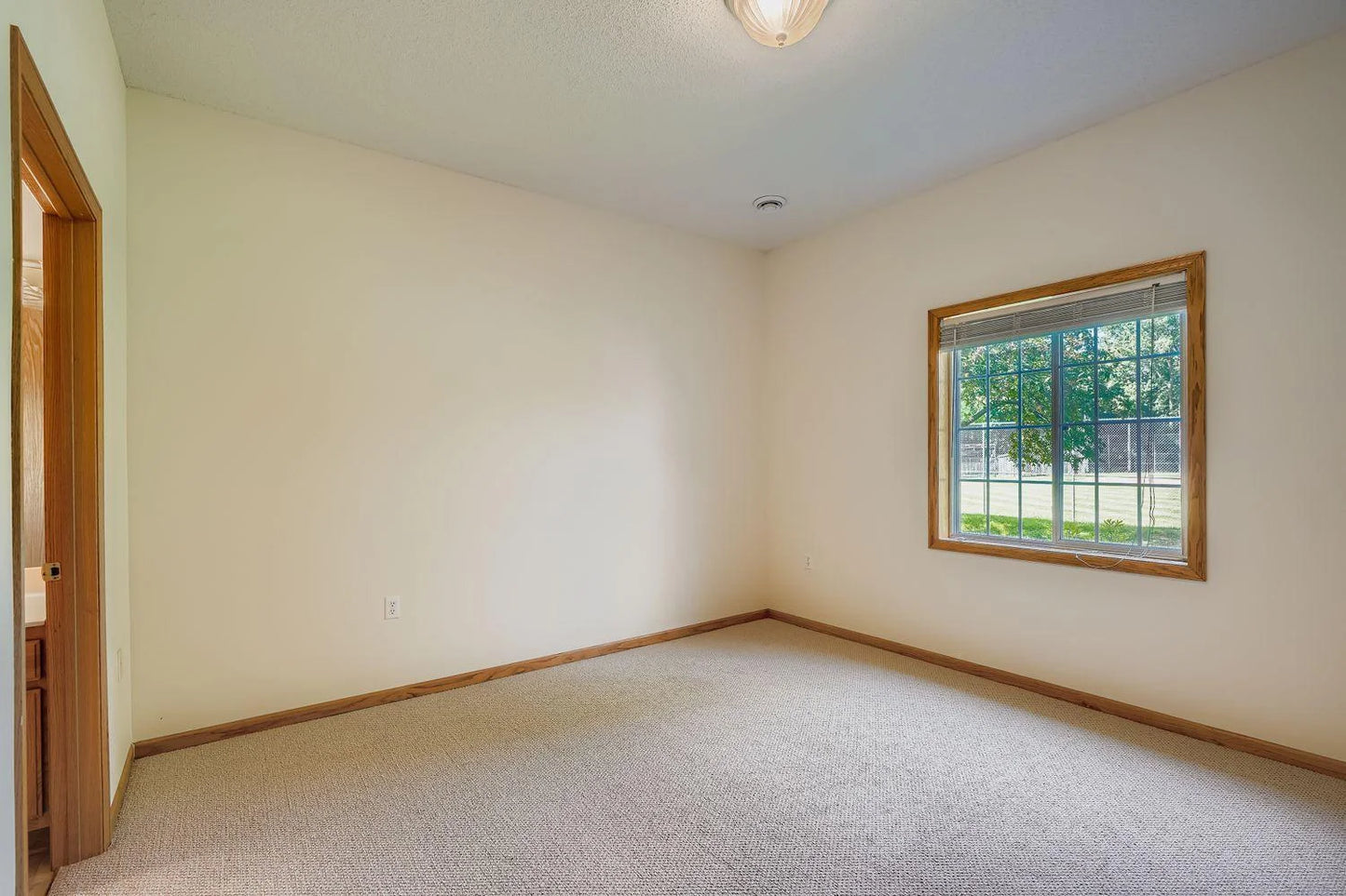 6080 Pond View Drive, Shorewood, MN 55331