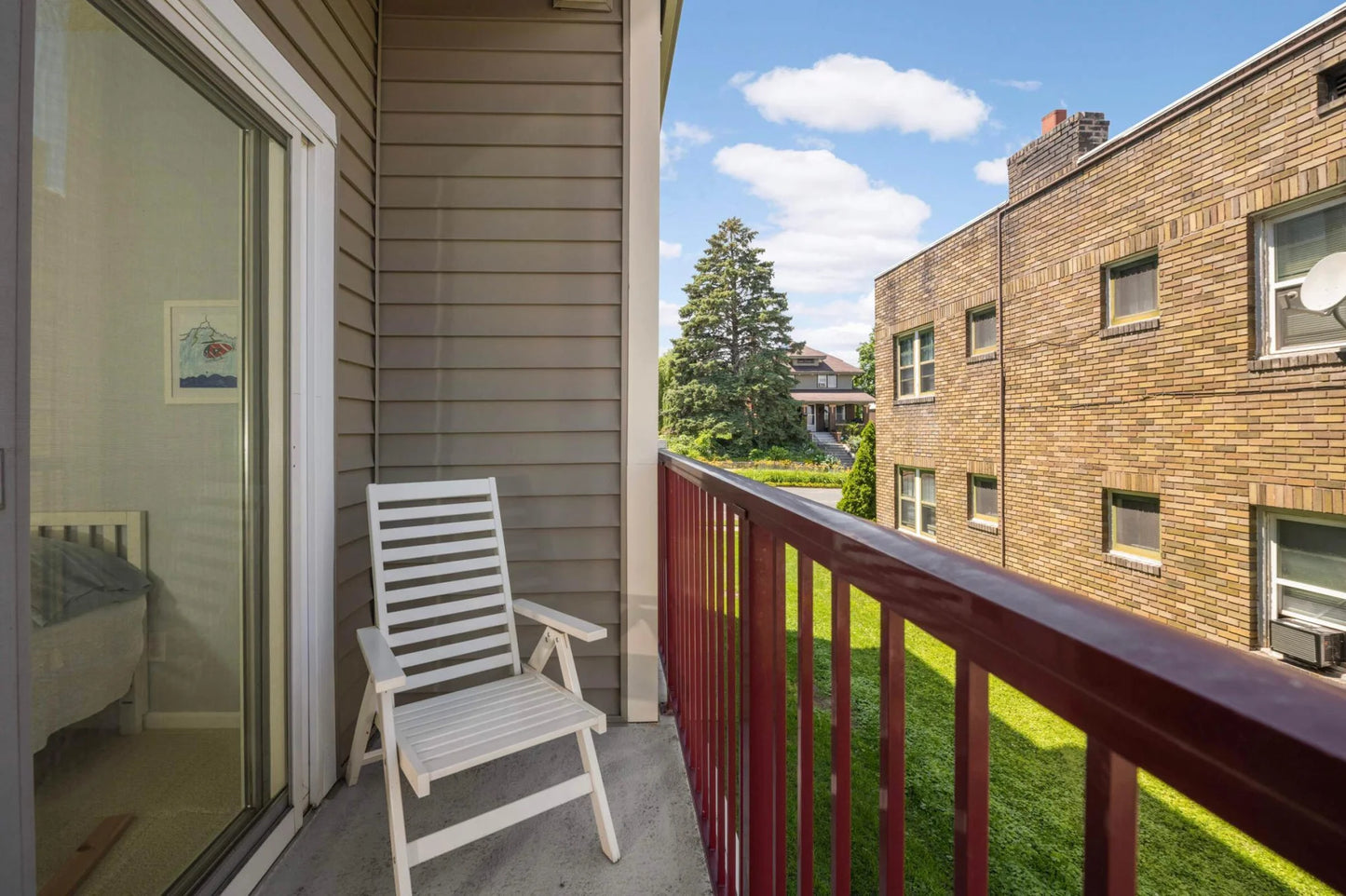 100 4th Avenue, South Saint Paul, MN 55075