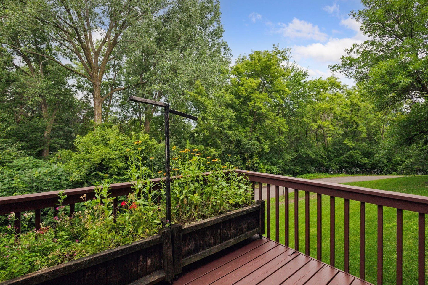 100 Primrose Court, Vadnais Heights, MN 55127