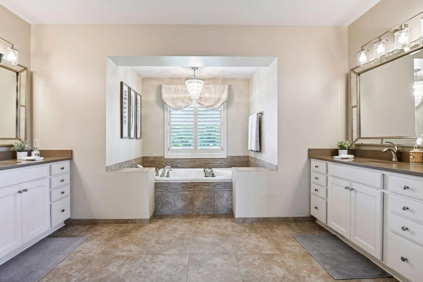 10009 Frederick Place, Eden Prairie, MN 55347