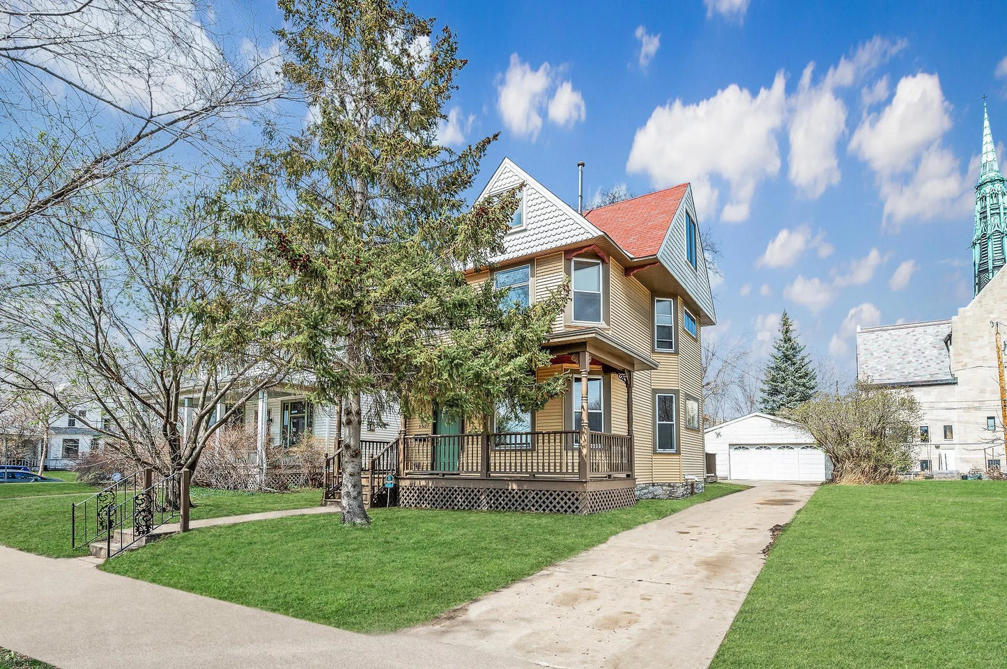 1527 Minnehaha Avenue, Saint Paul, MN 55104