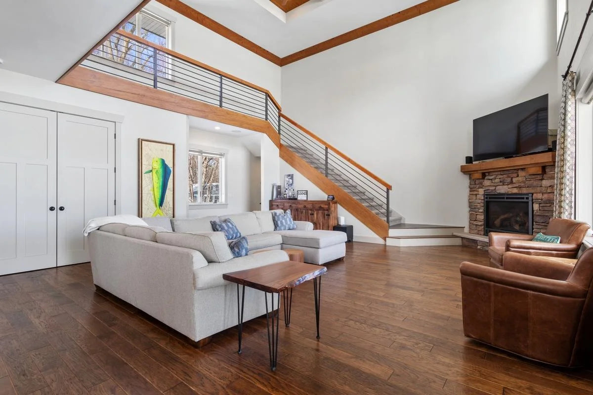 1880 Riviera Avenue, Lake Saint Croix Beach, MN 55043
