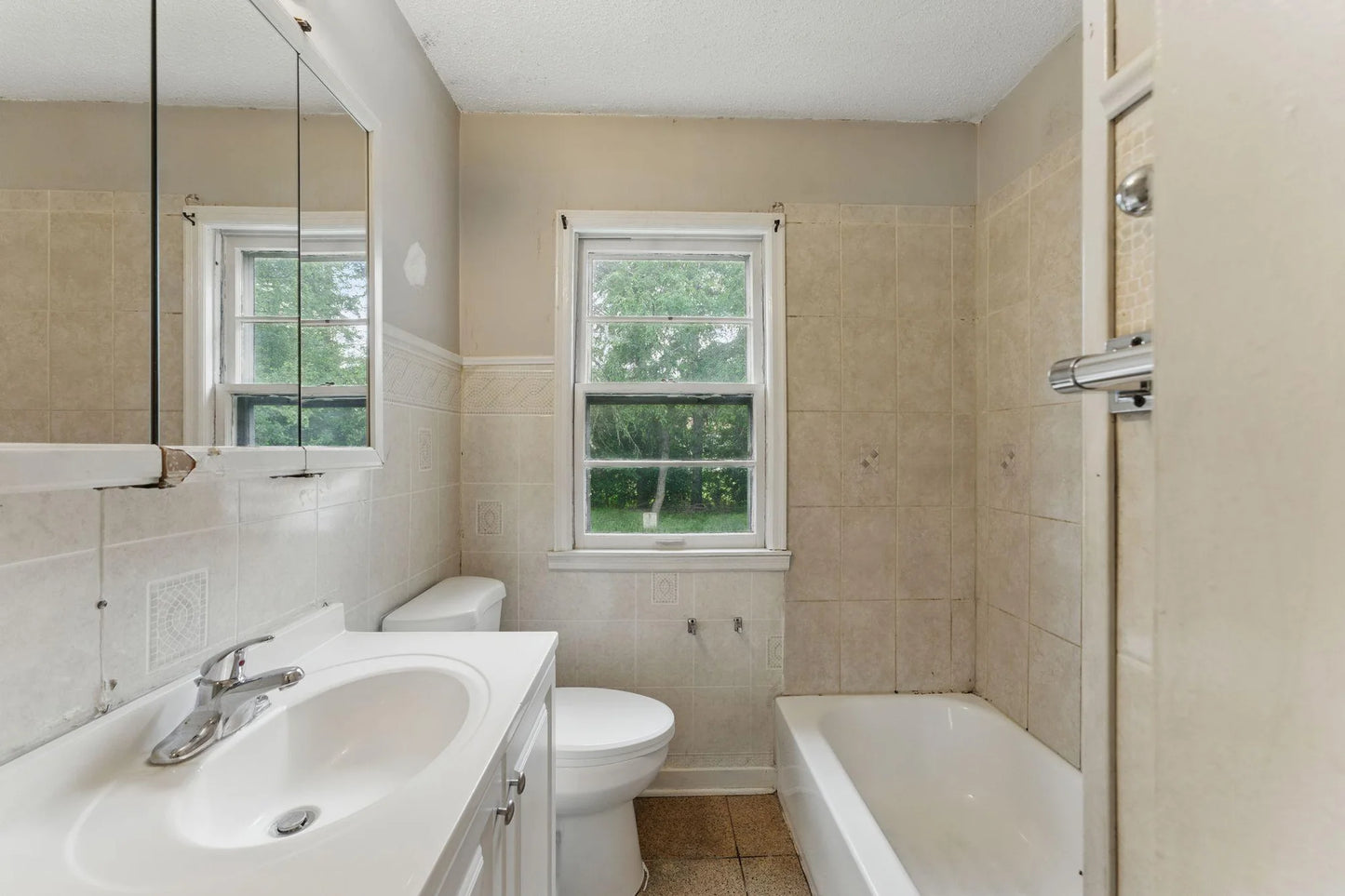 5715 Emerson Avenue, Brooklyn Center, MN 55430