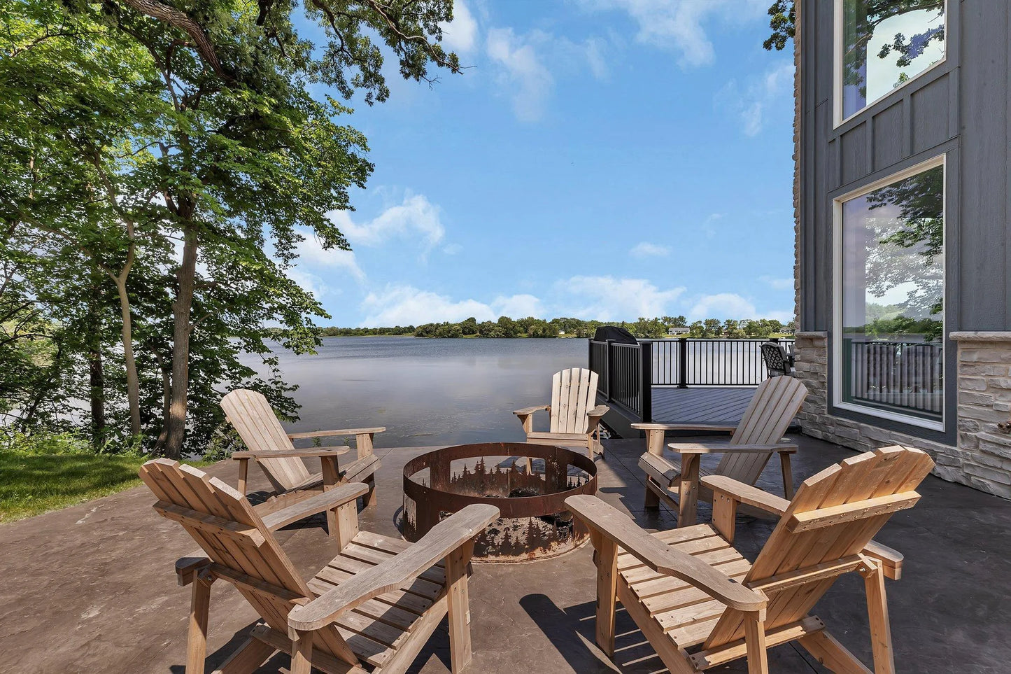 565 Brooks Lake Road, Cokato, MN 55321