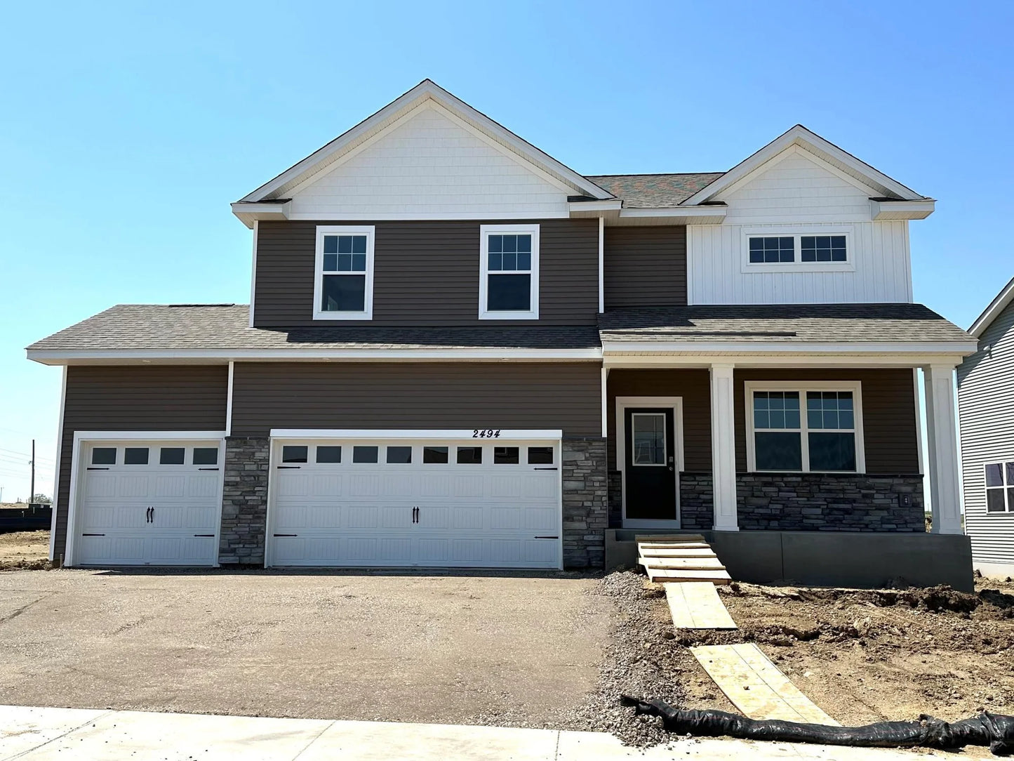 2494 Marsh View Court, Shakopee, MN 55379