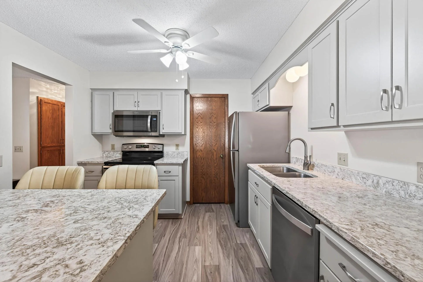 4357 Buckingham Court, Vadnais Heights, MN 55127