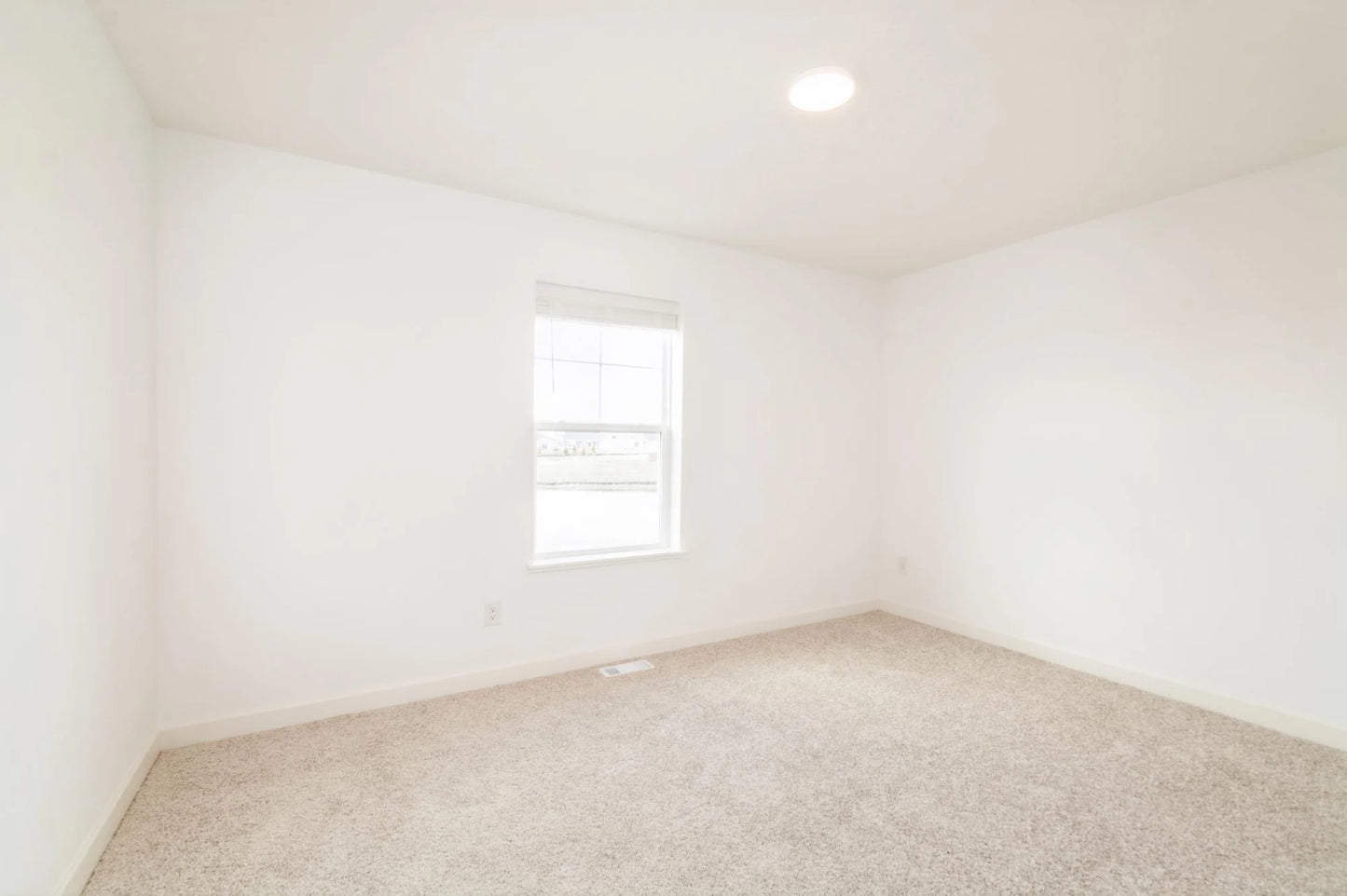 10515 Harbor Lane, Maple Grove, MN 55369
