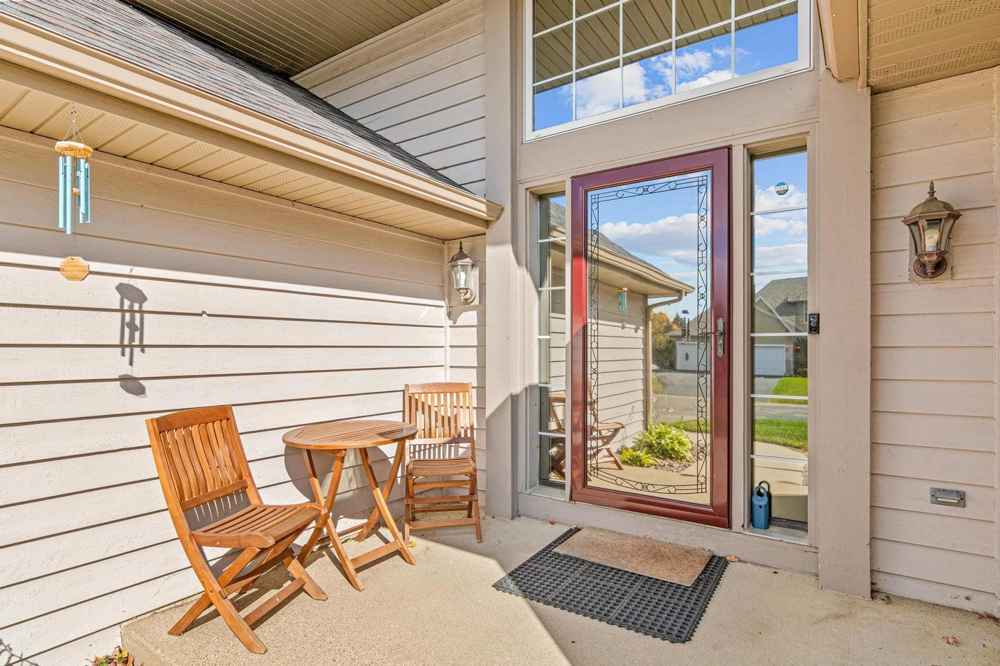 16450 Griffon Lane, Lakeville, MN 55044