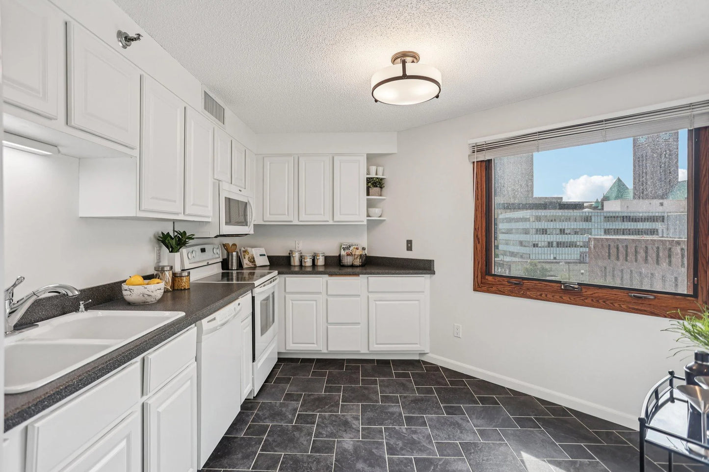121 Washington Avenue, Minneapolis, MN 55401