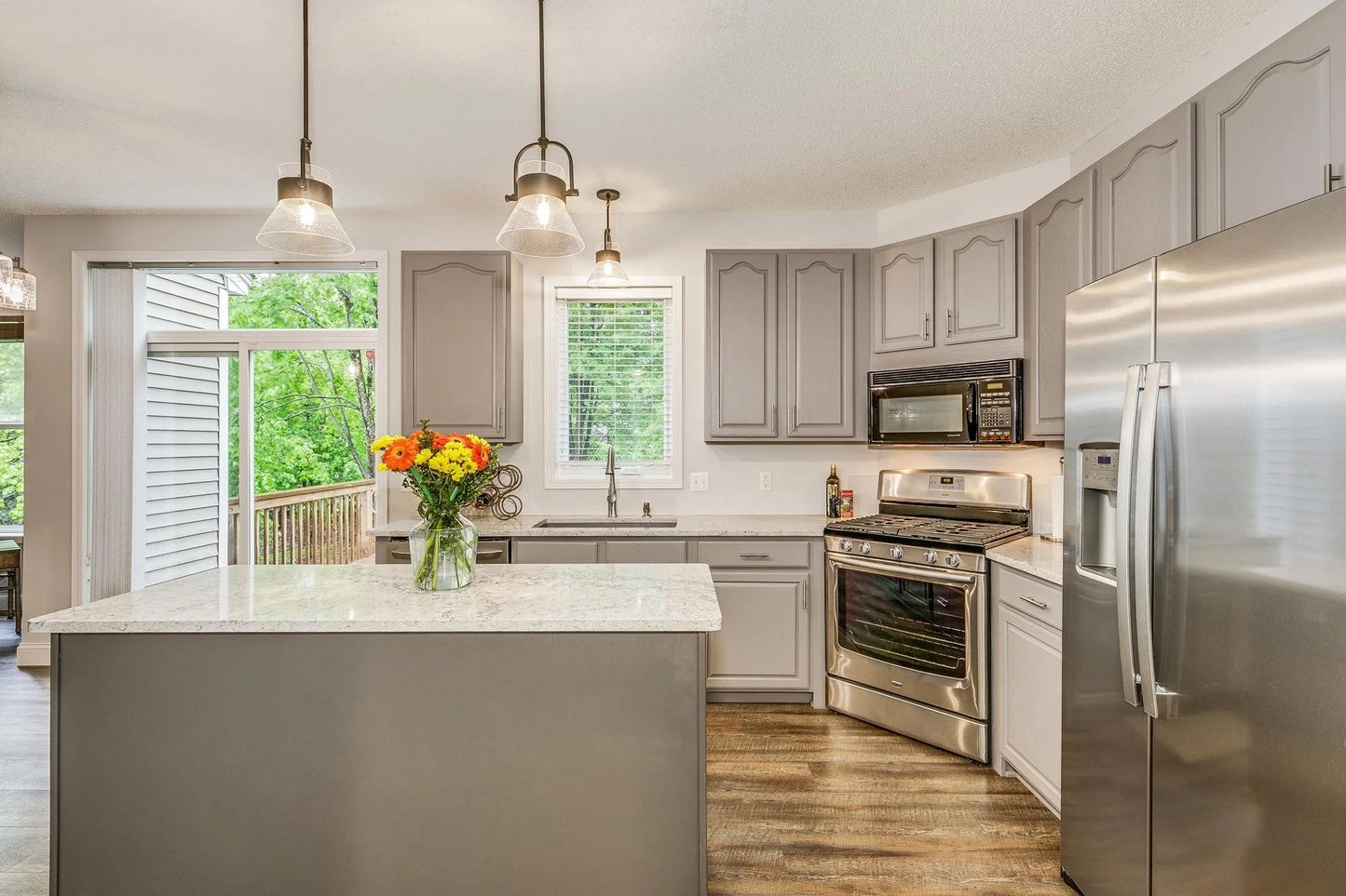 10447 Kilbirnie Road, Woodbury, MN 55129