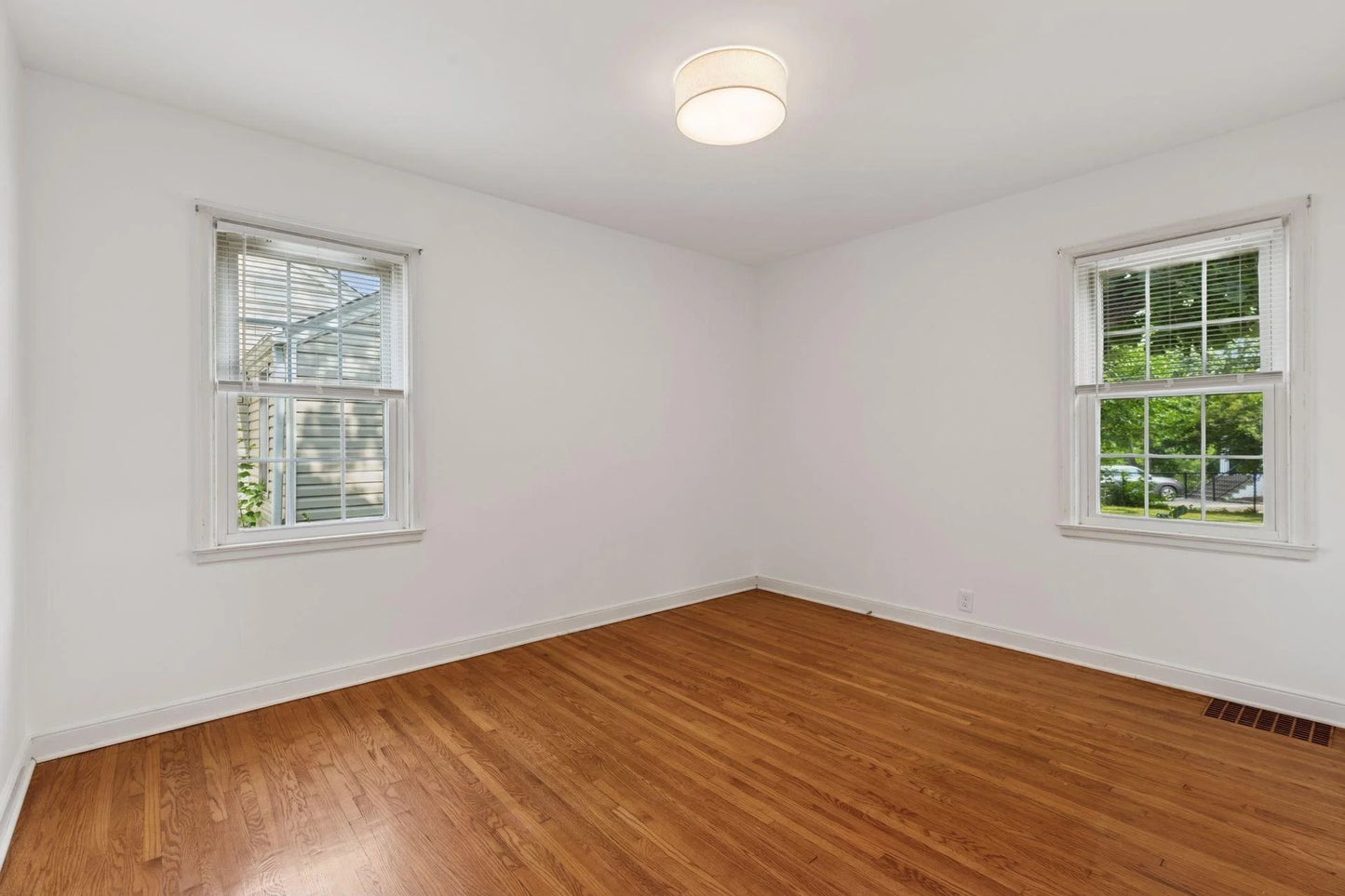 5717 Lake Street, Saint Louis Park, MN 55416