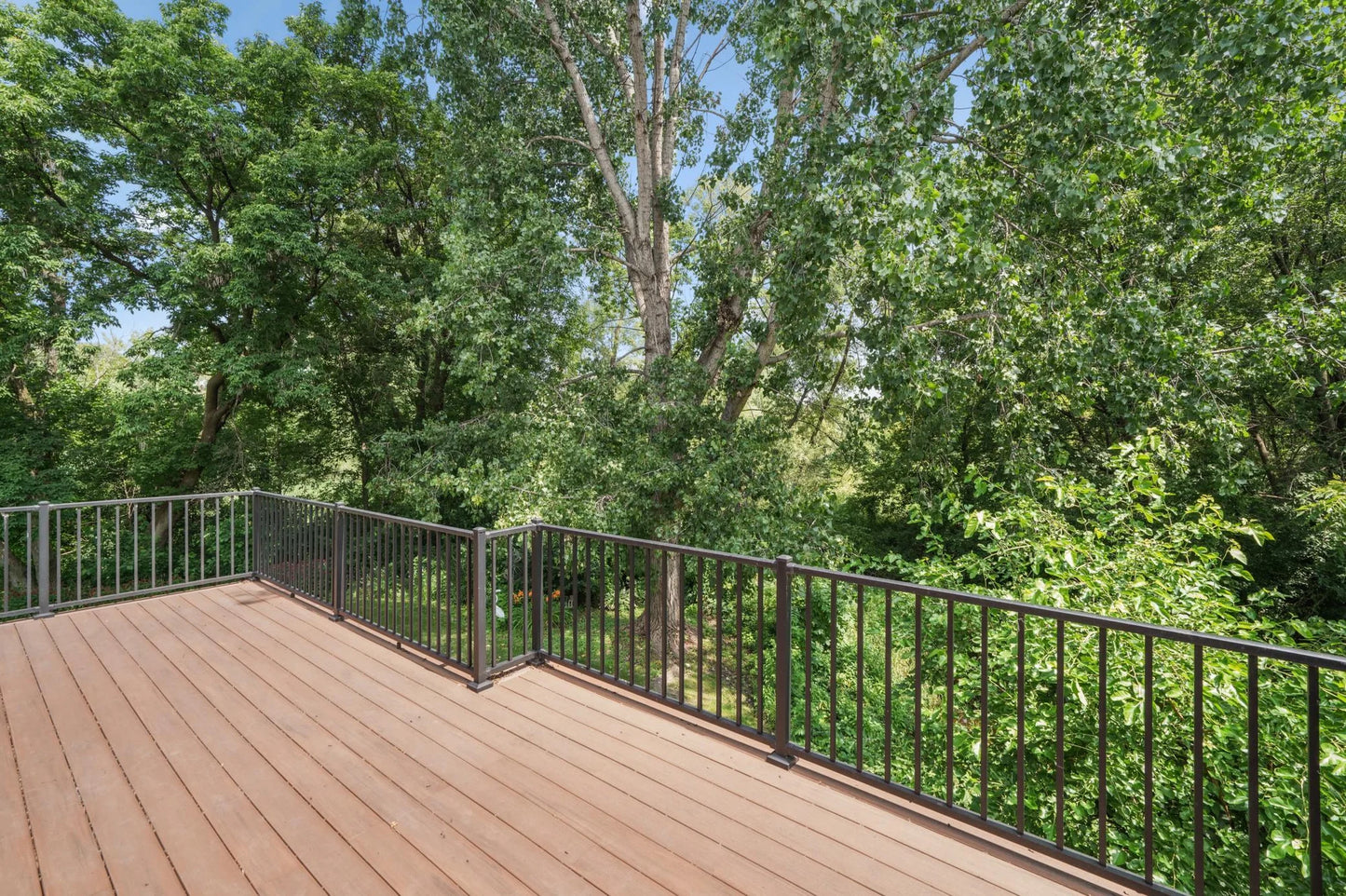 4354 Priorwood Street, Prior Lake, MN 55372
