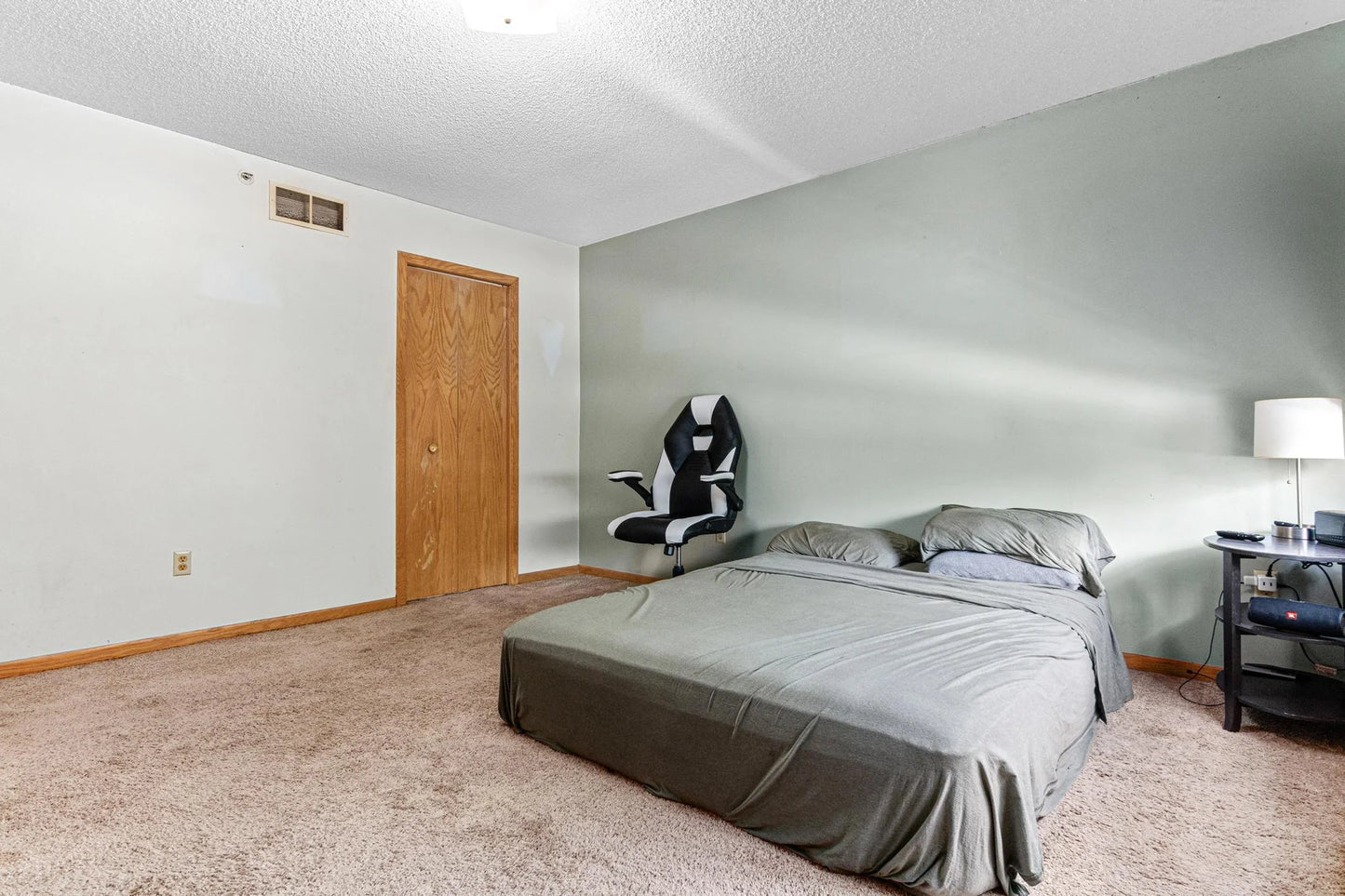18341 Coneflower Lane, Eden Prairie, MN 55346