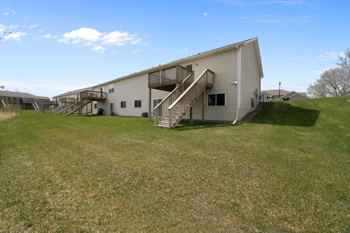 1112 Natalie Avenue, Montrose, MN 55363