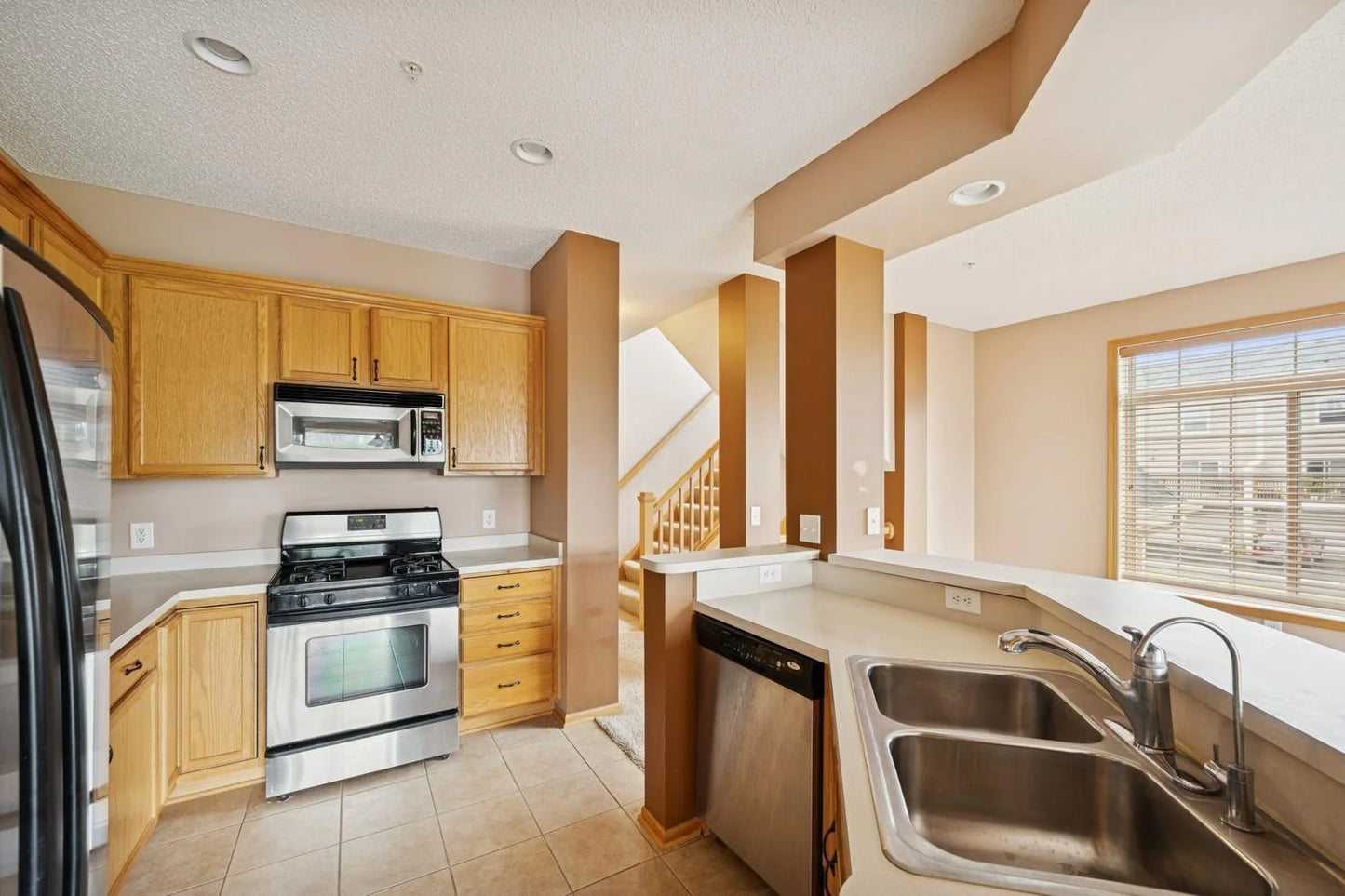 4363 Victor Path, Hugo, MN 55038