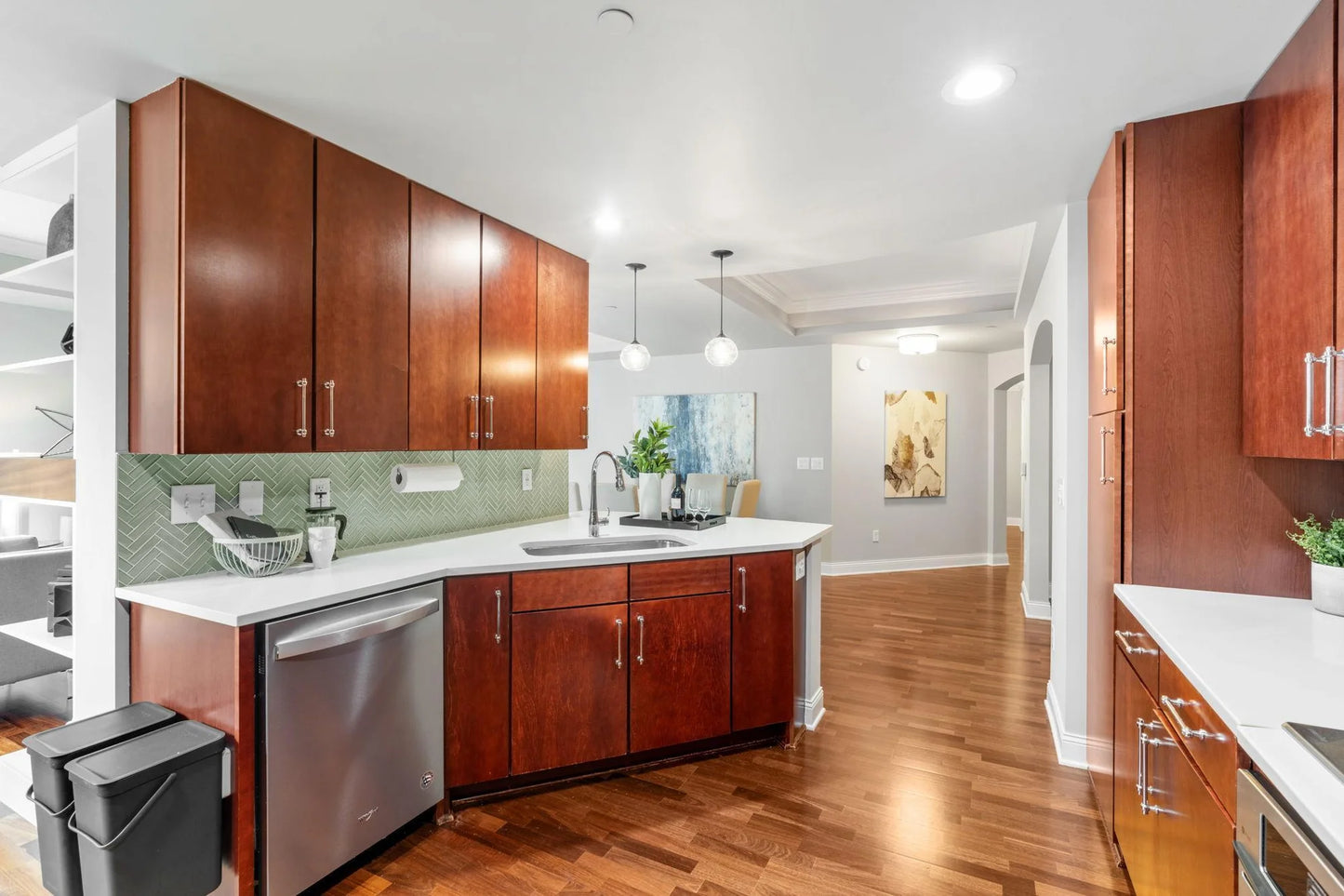 100 3rd Avenue, Minneapolis, MN 55401