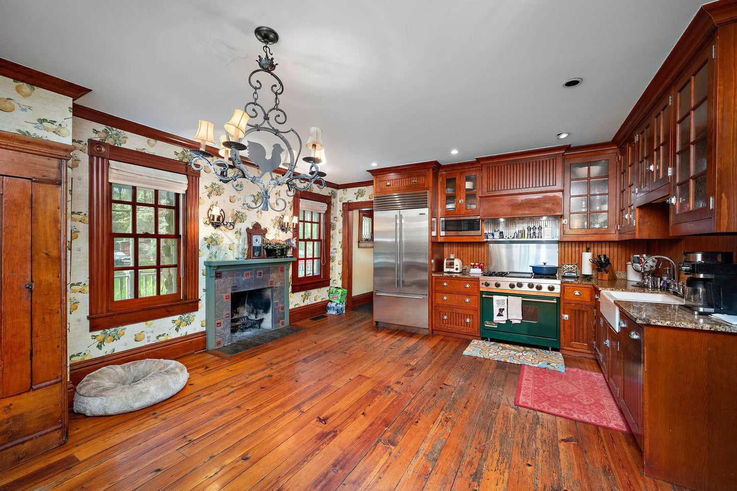 5215 Vicksburg Lane, Plymouth, MN 55446