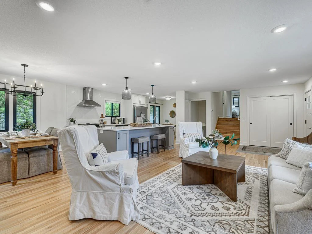 4909 Trillium Lane, Edina, MN 55435