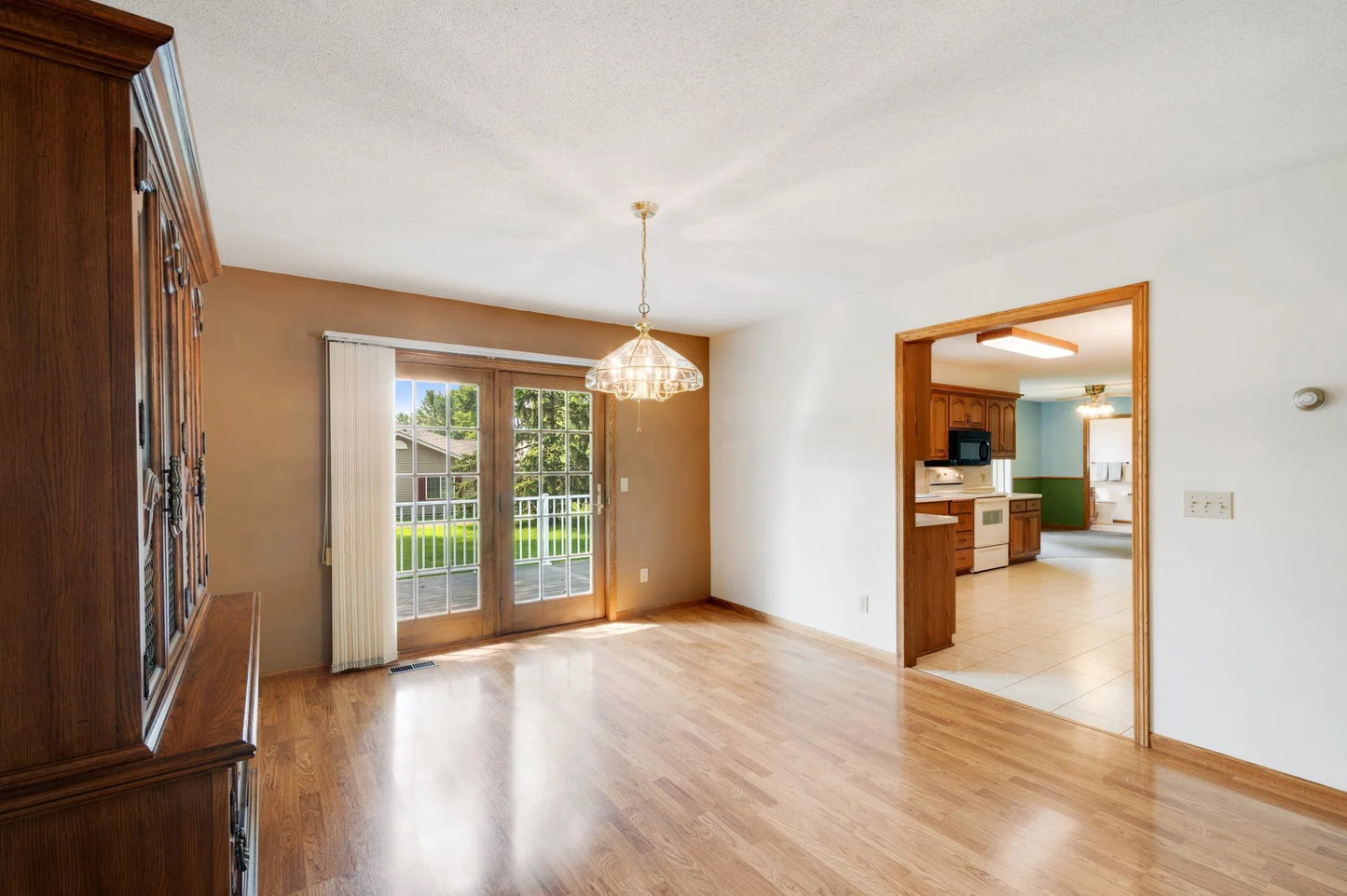 105 Knollwood Street, Annandale, MN 55302
