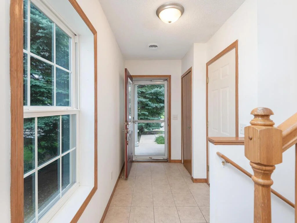 4892 Bluff Heights Trail, Prior Lake, MN 55372