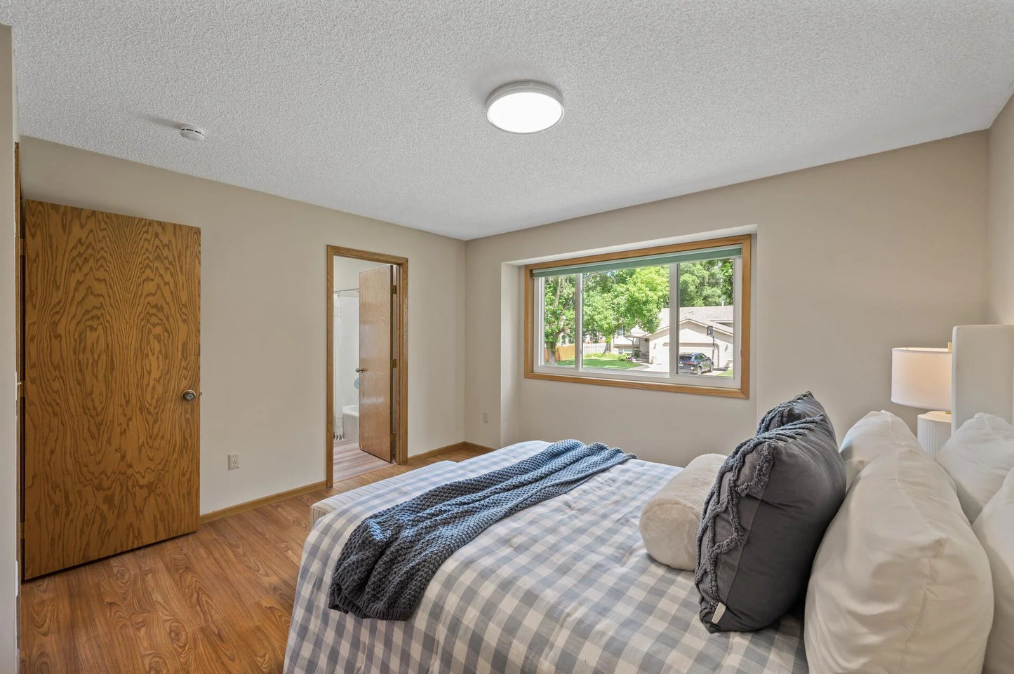 5933 Birchwood Street, Shoreview, MN 55126
