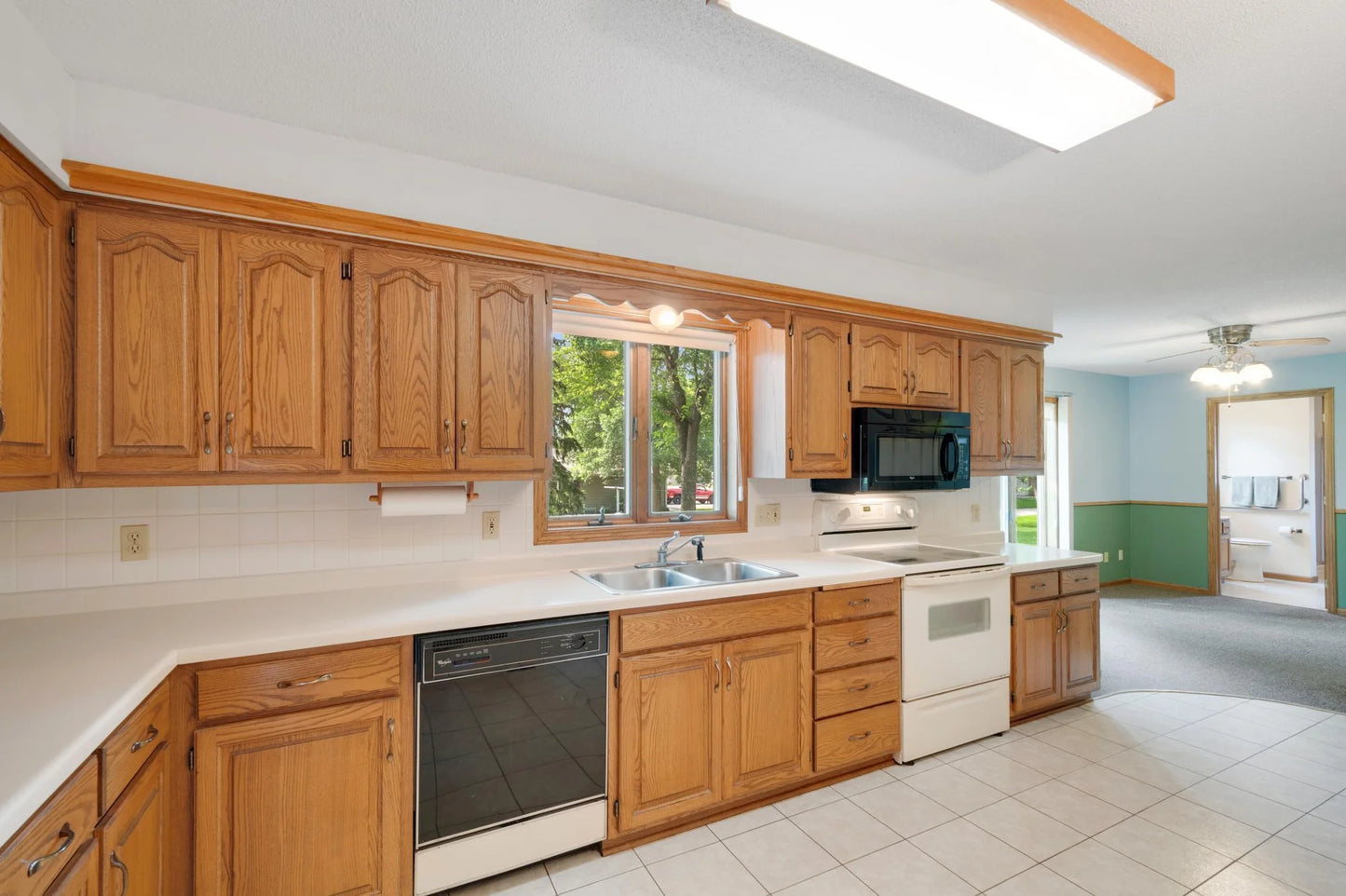 105 Knollwood Street, Annandale, MN 55302