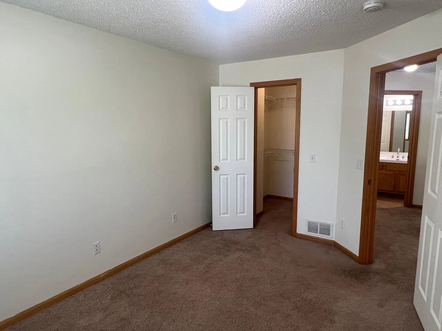 20514 Erin Court, Farmington, MN 55024
