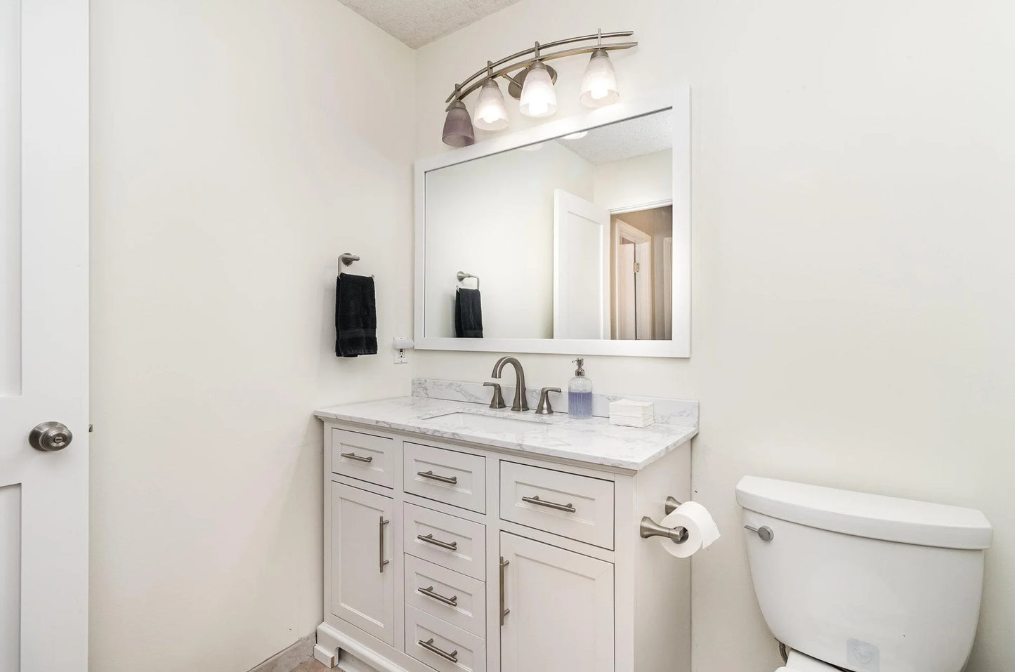 5955 Wedgewood Lane, Plymouth, MN 55446