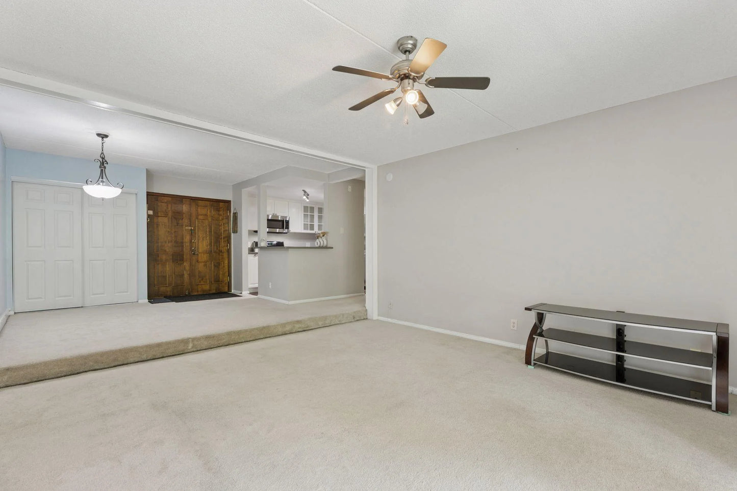 6650 Vernon Avenue, Edina, MN 55436