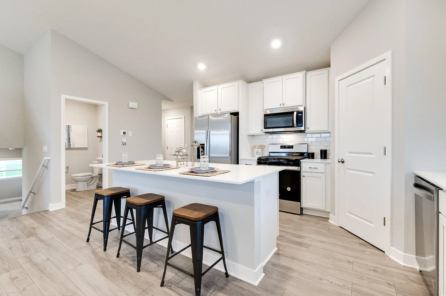 2128 LaTour Drive, Shakopee, MN 55379