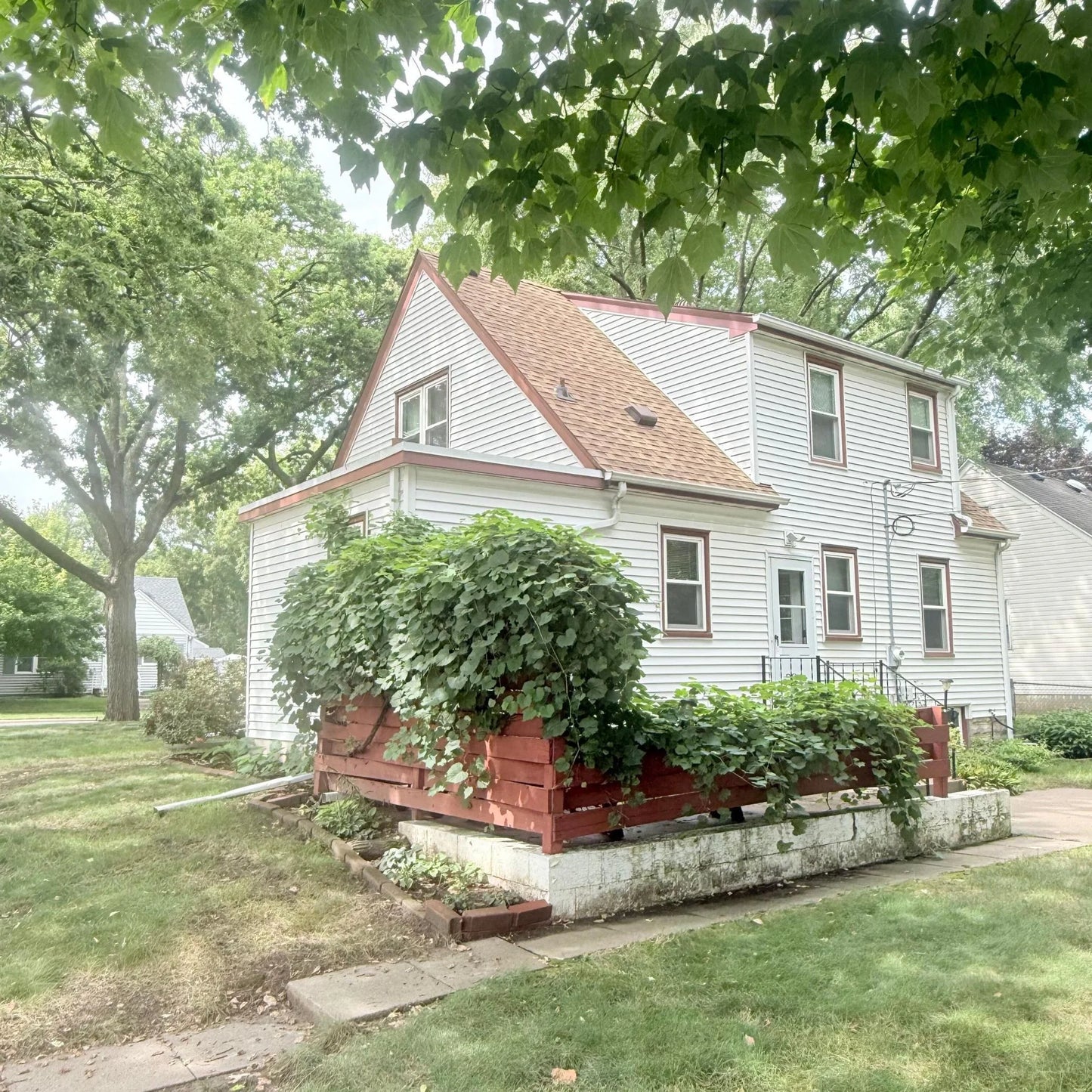 502 16th Avenue, South Saint Paul, MN 55075