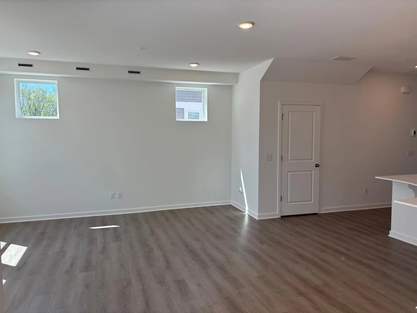 1719 Hauer Trail, Shakopee, MN 55379