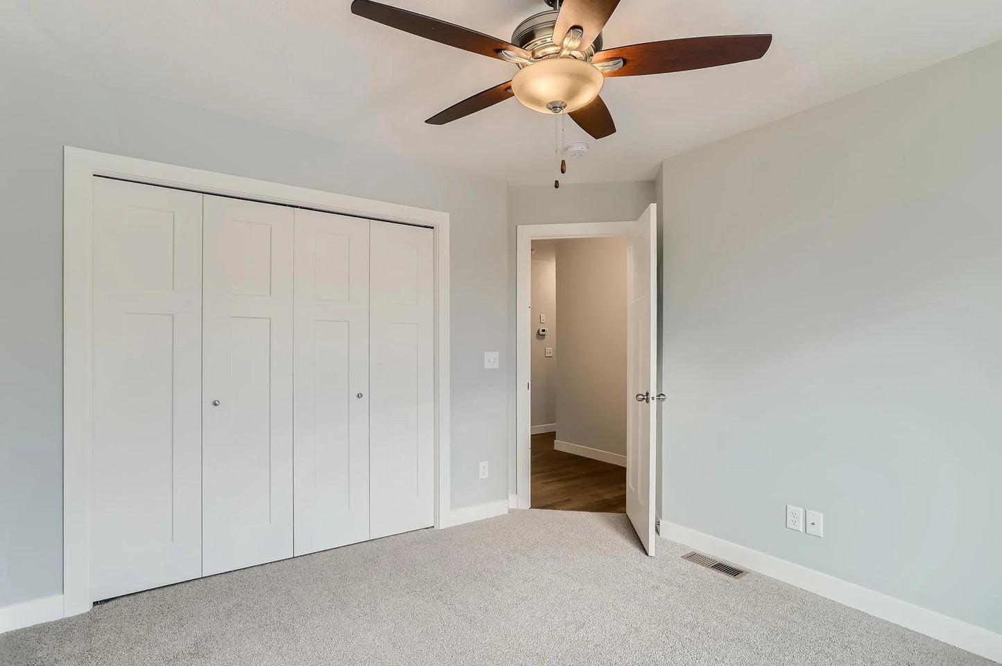 000 110th Ave N , Dayton, MN 55369