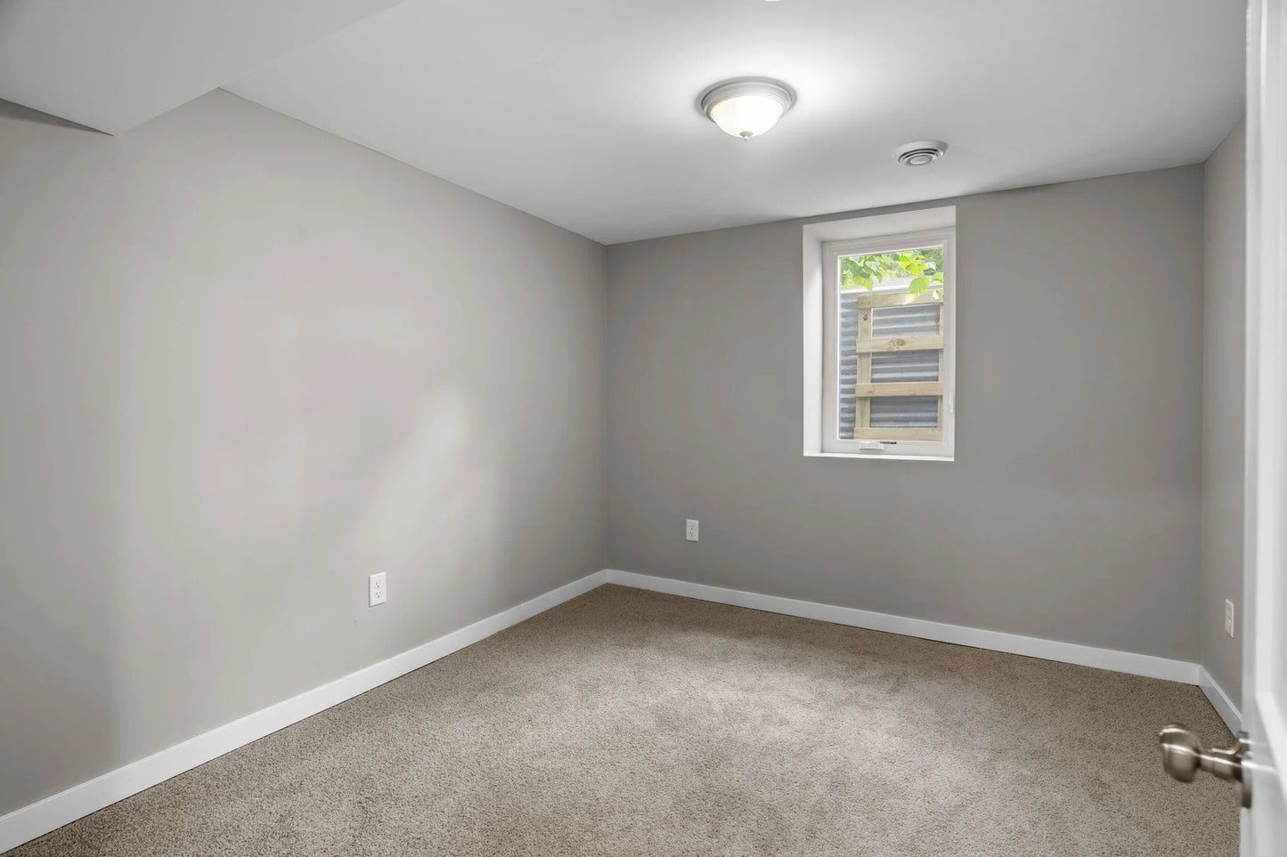 5244 Vincent Avenue, Brooklyn Center, MN 55430
