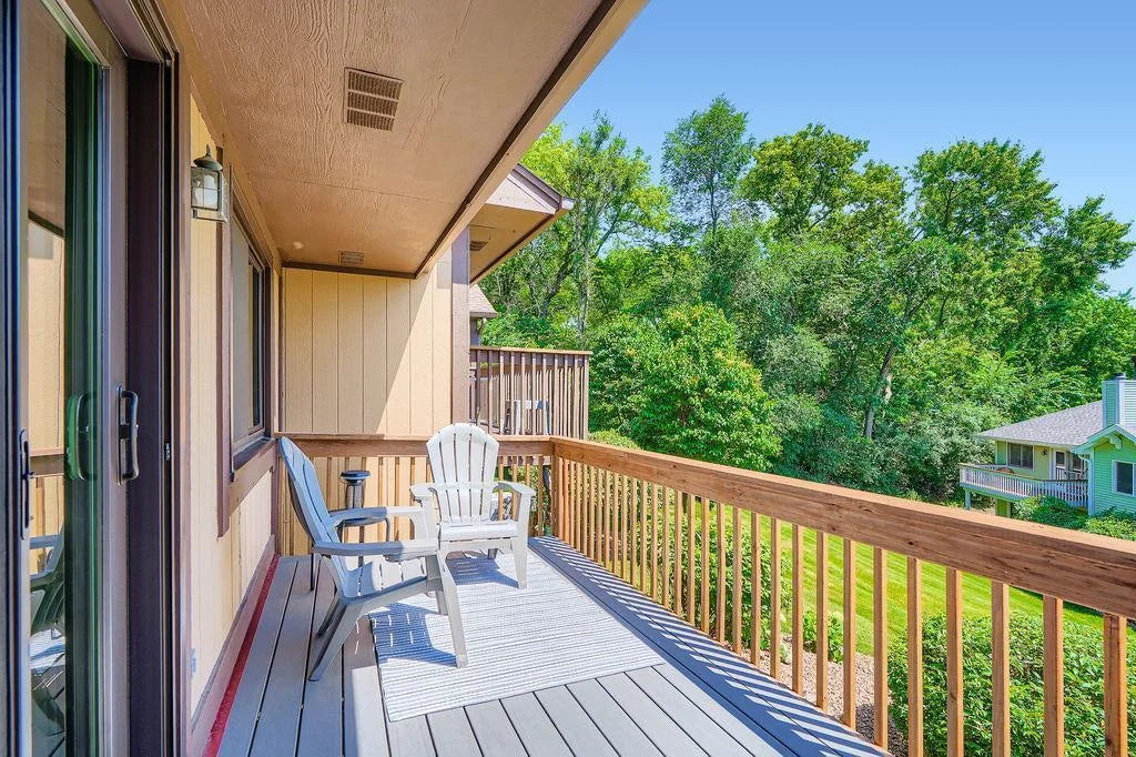 5275 Balmoral Lane, Bloomington, MN 55437