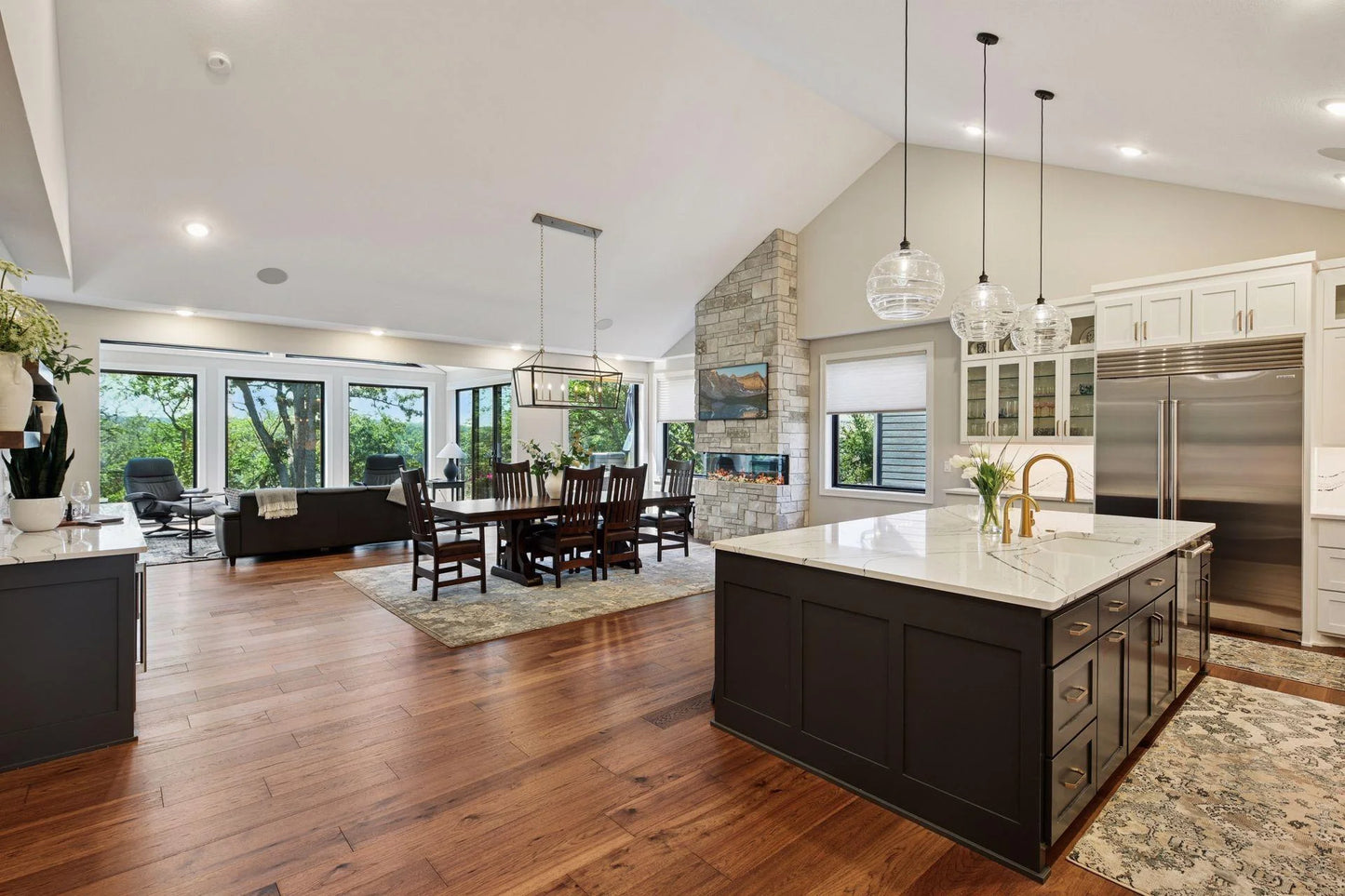 4725 Linden Cove Lane, Savage, MN 55378
