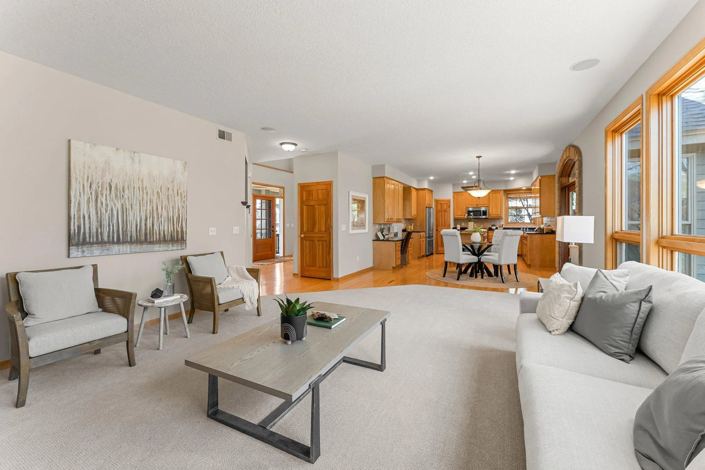2408 Hunter Drive, Chanhassen, MN 55317