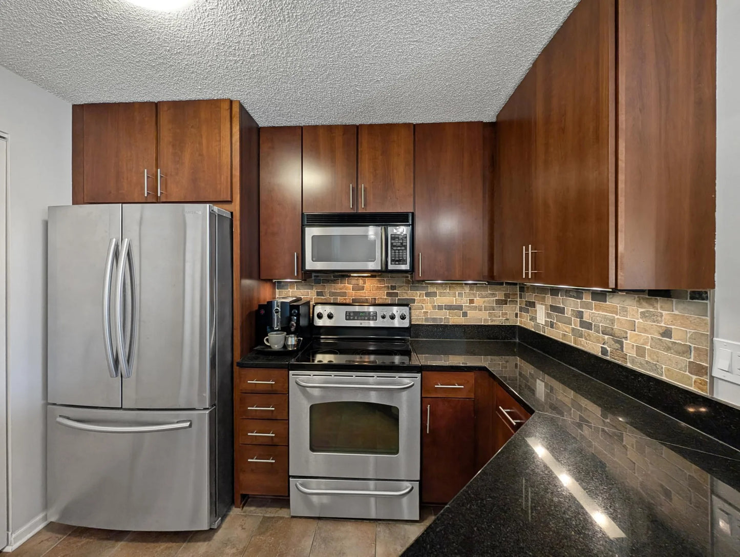 401 1st Street, Minneapolis, MN 55401