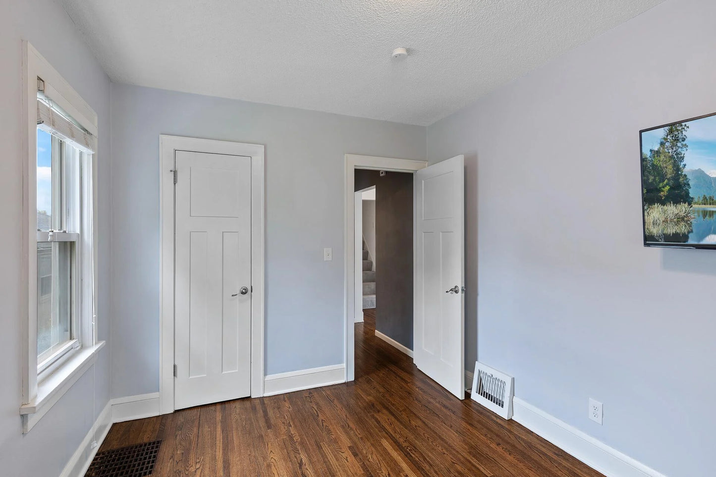 6049 Wentworth Avenue, Minneapolis, MN 55419