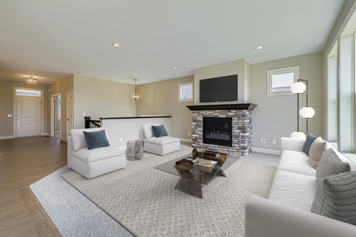 8362 186th Street, Lakeville, MN 55044