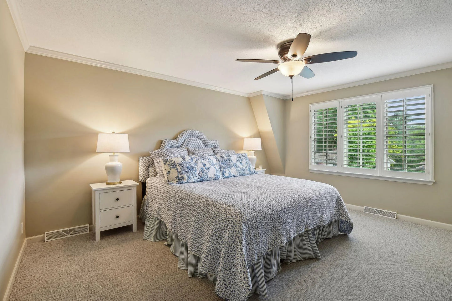 6208 Loch Moor Drive, Edina, MN 55439