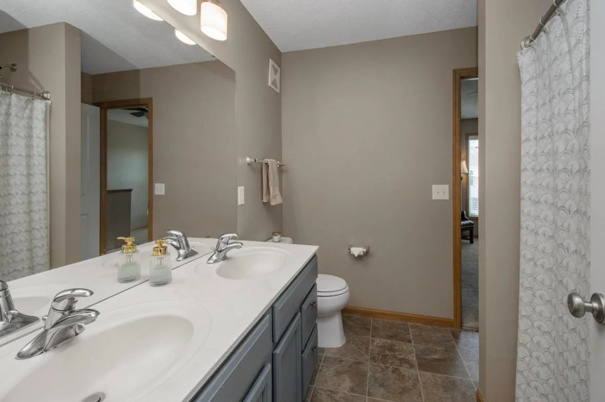 5150 Fairpoint Drive, Hugo, MN 55038