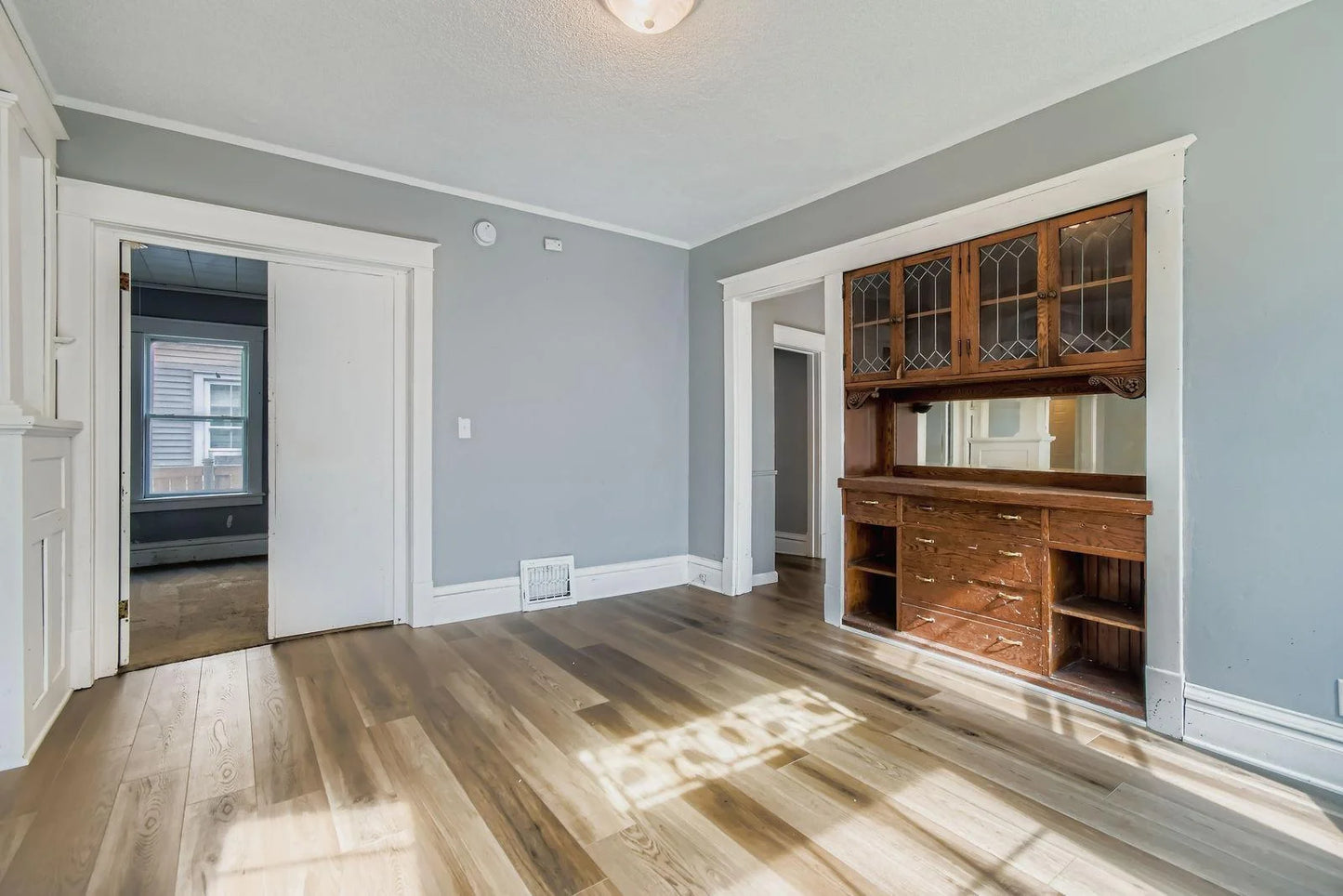 597 Geranium Avenue, Saint Paul, MN 55130