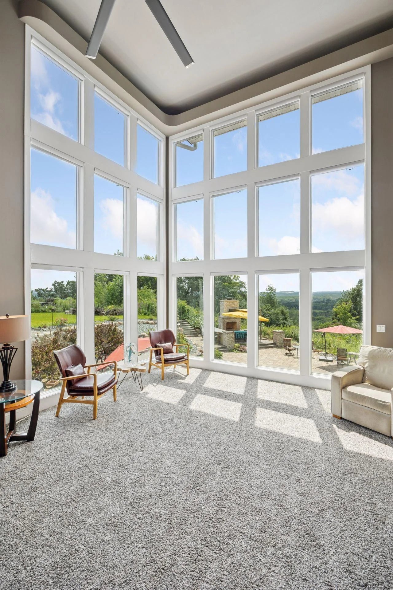 10460 Bluff Circle, Chanhassen, MN 55318