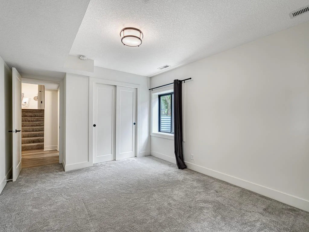 4909 Trillium Lane, Edina, MN 55435
