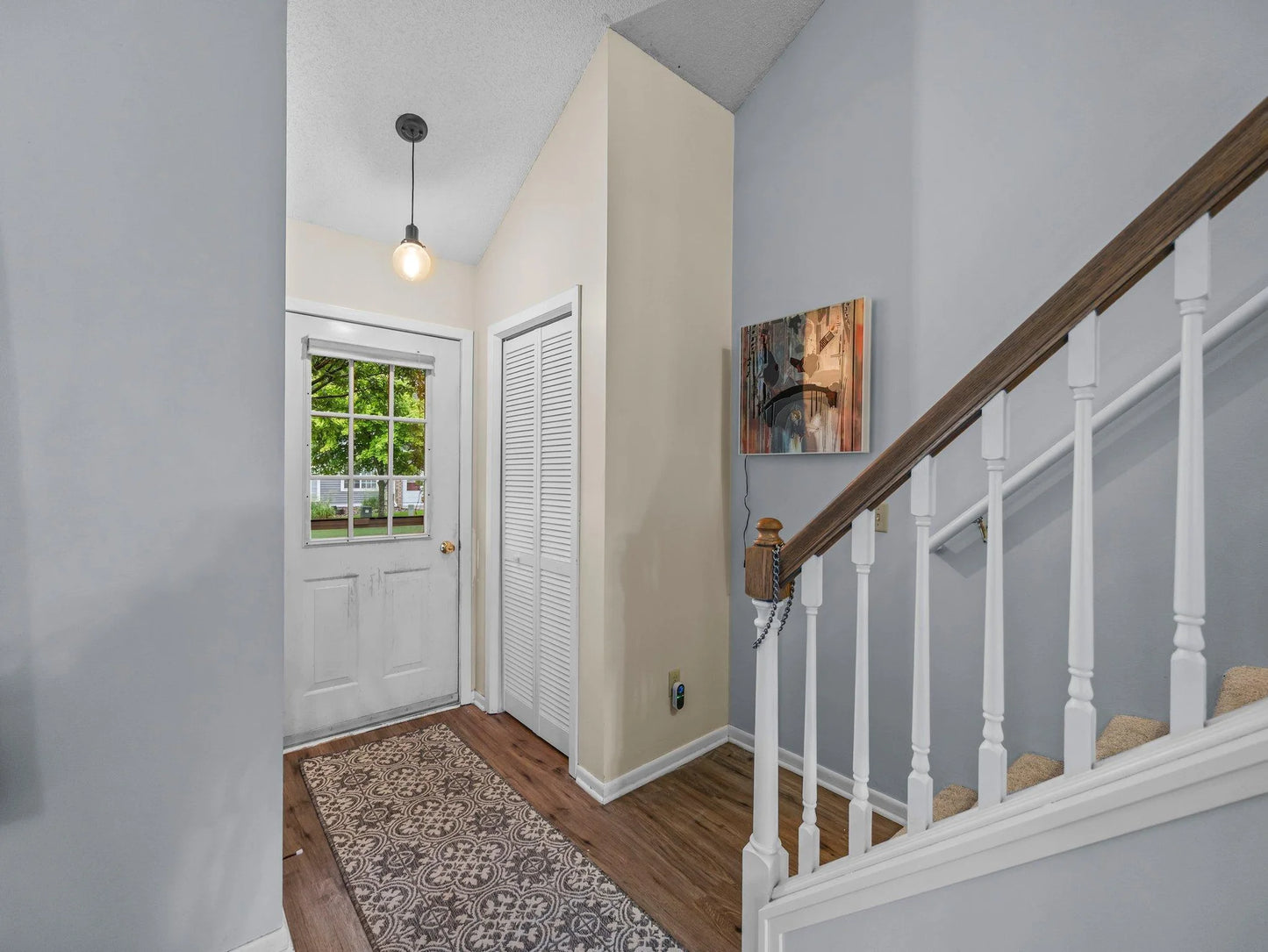 597 Mission Hills Way, Chanhassen, MN 55317